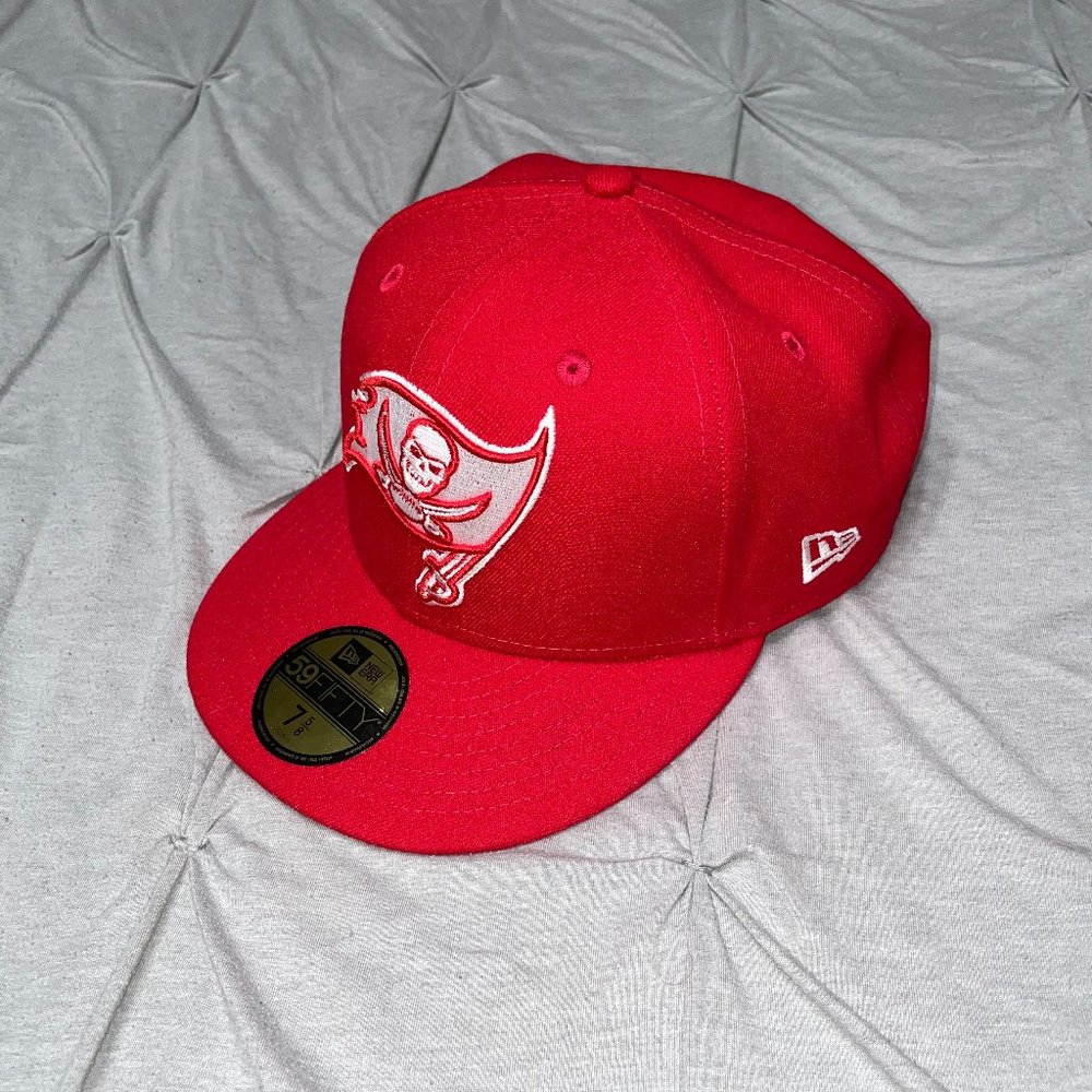 Tampa Bay Buccaneers New Era Fitted Mens